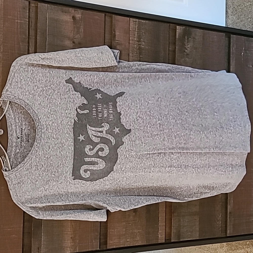 AE tee shirt